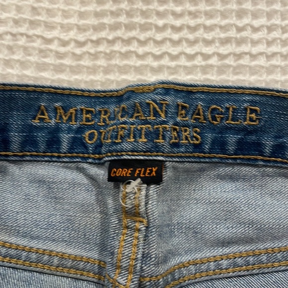 AE Jeans - Picture 3 of 5
